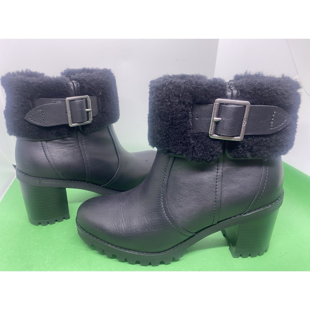 UGG Elisiana Boots Waterproof Leather Stacked Heel in Black Women's Size 6